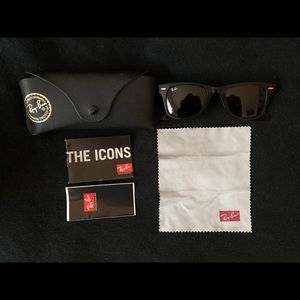 Ray-Ban Wayfarer 2140 Black Sunglasses